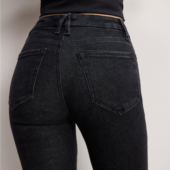 NEW GOOD AMERICAN Good Legs Straight Jeans Black184 Style GS419TFT 10/30 - Picture 2 of 14